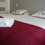 Maria Violeta Tourism