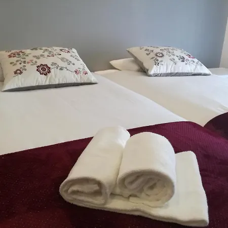 Maria Violeta Tourism Апартаменты